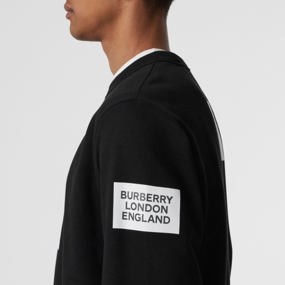 BURBERRY Deer Print Sweatshirt Unisex - Picture 4 of 13